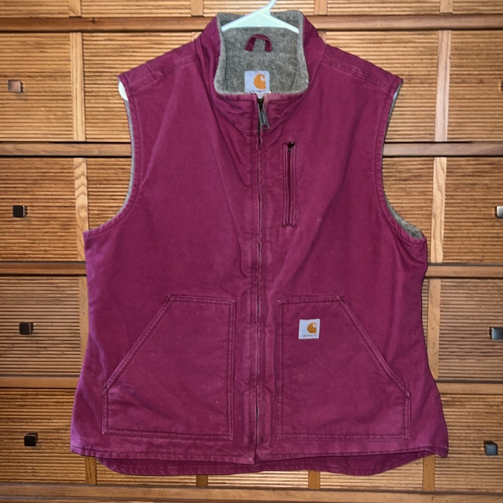 VTG CARHARTT WOMEN’S MOCK NECK SHERPA LINED VEST